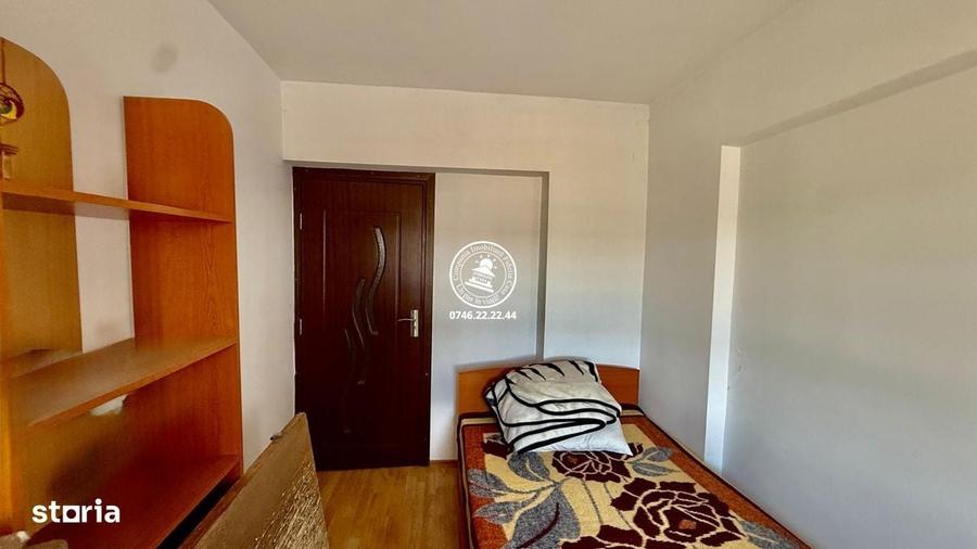 Apartament cu 4 camere în Alexandru cel Bun
