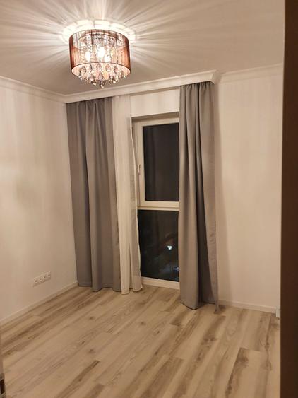 Apartament cu 3 camere decomandat în Dumbrăvița