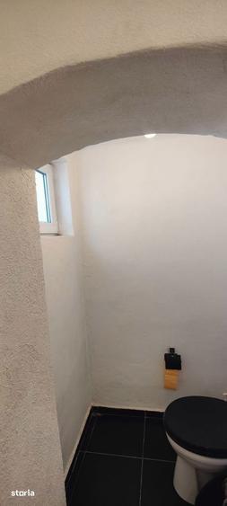 Apartament cu 2 camere nedecomandat în Central — fotografia 1