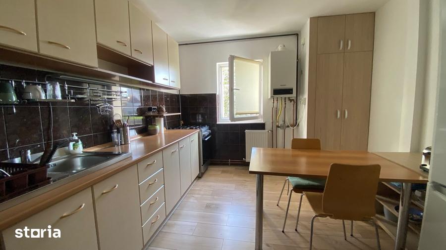 Apartament cu 3 camere decomandat în Grigorescu