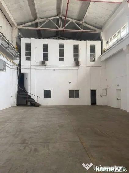 Spațiu comercial, de 3,000 mp, în Xenia
