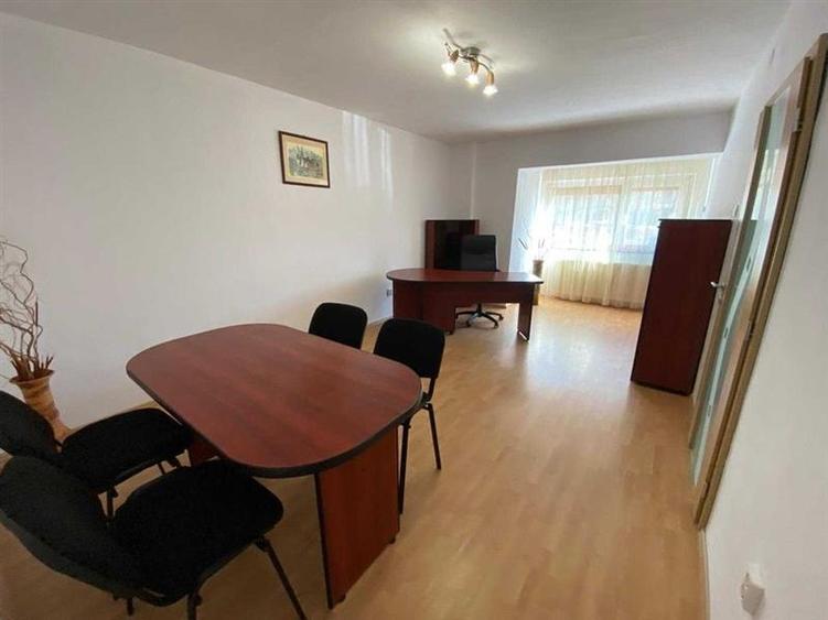 Apartament cu 2 camere decomandat în Județean