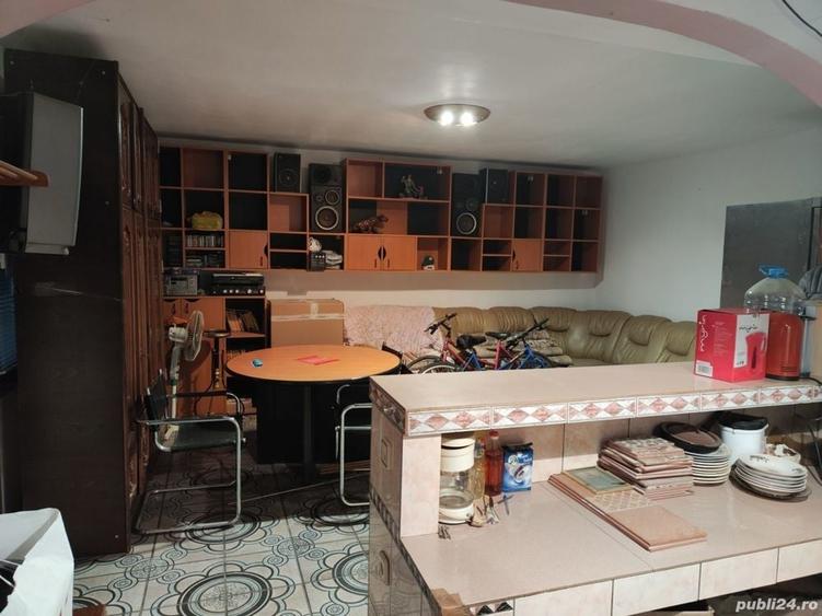 Apartament cu 4 camere decomandat în Micro 3