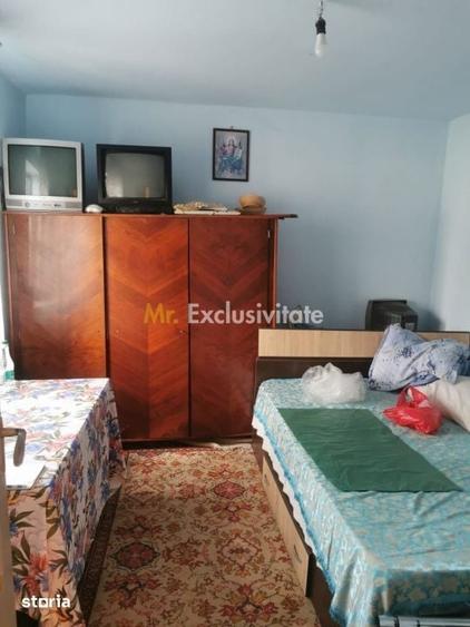 Casă cu 5 camere cu Teren 2002 Mp în Goiești