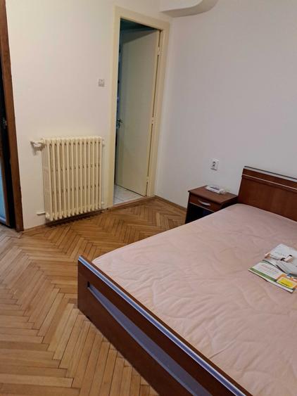 Inchiriez, pe termen lung, apartament cu 2 camere; zona ultracentrala - 5