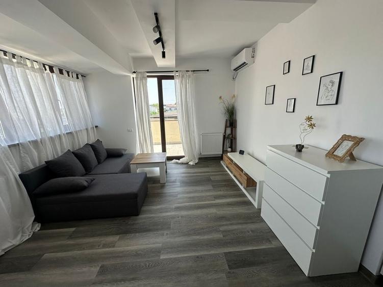 Apartament cu 2 camere în Mihai Bravu