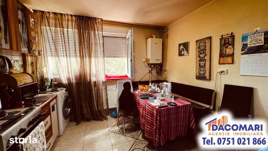 Apartament cu 4 camere decomandat în Țiglina 1