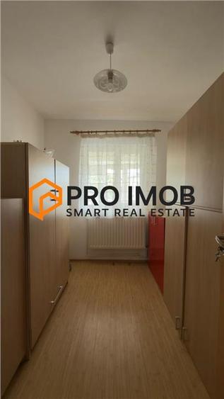Apartament cu 3 camere decomandat, mobilat în 1 Decembrie