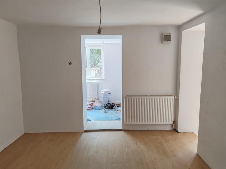 Casă individuală cu 3 camere cu Canalizare în Bunloc