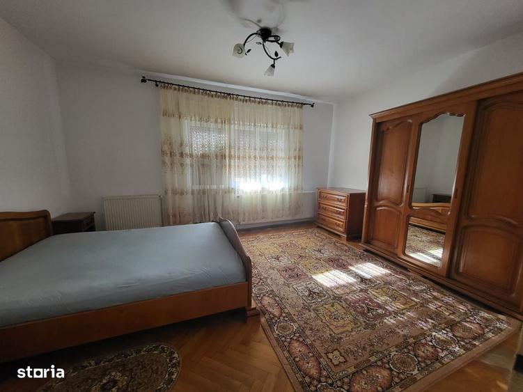Casă cu 4 camere cu Teren 353 Mp în Central