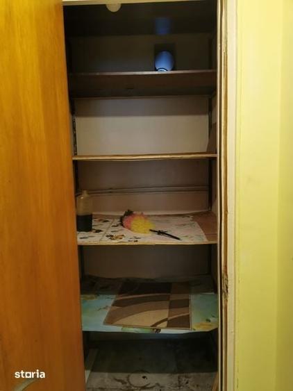 Apartament cu 3 camere decomandat în Războieni