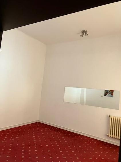 Casă individuală cu 4 camere cu Canalizare în Vatra Luminoasă