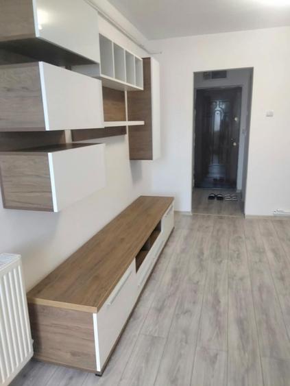 Garsonieră decomandată în Alexandru cel Bun