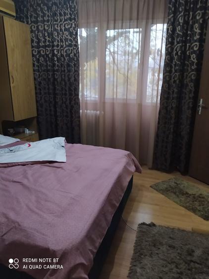 Garsonieră decomandată în Tei