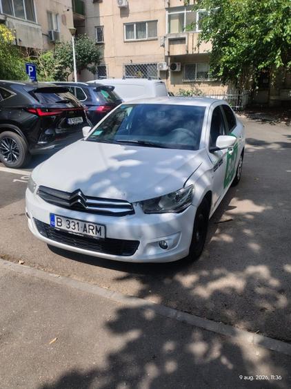Apartament cu 5 camere decomandat în Unirii