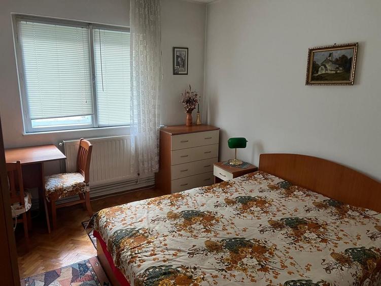 Apartament cu 2 camere semidecomandat, mobilat în Platoul Izvor