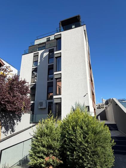 Apartament cu 2 camere decomandat, mobilat în Herăstrău