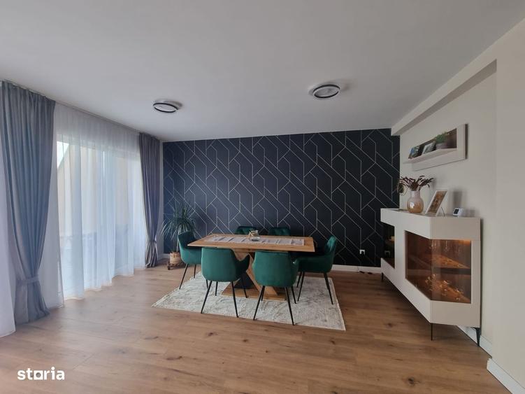 Casă cu 4 camere cu Teren 300 Mp în Central