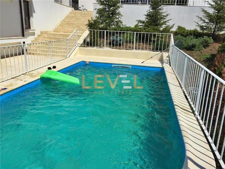 Casă individuală cu 10 camere cu Piscina în Snagov
