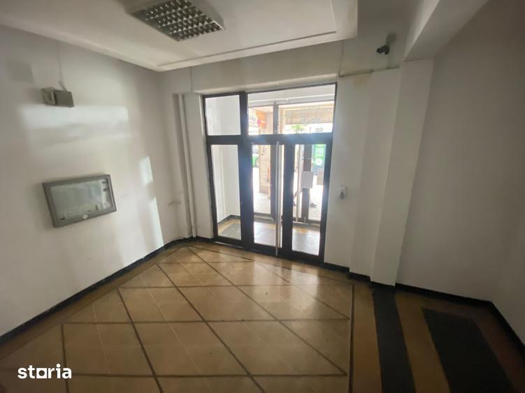 Apartament cu 2 camere semidecomandat în Cișmigiu