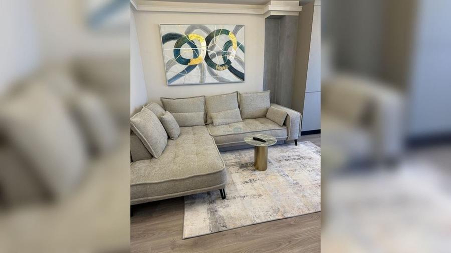 Apartament cu 2 camere semidecomandat, mobilat în Sopor