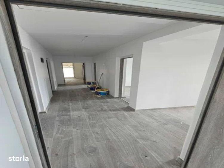 Casă cu 4 camere cu Teren 400 Mp în Șag