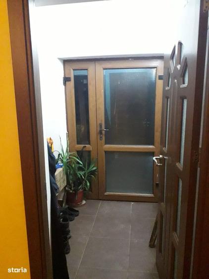 Casă cu 5 camere cu Teren 500 Mp în Domnești