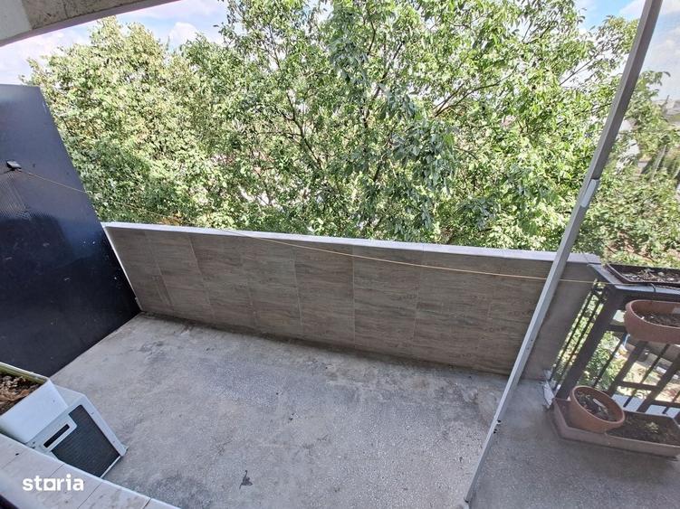 Apartament cu 3 camere decomandat în Cloșca