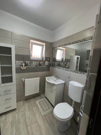 Proprietar, inchiriez apartament cu 3 camere, strada Anghel Saligny - 7