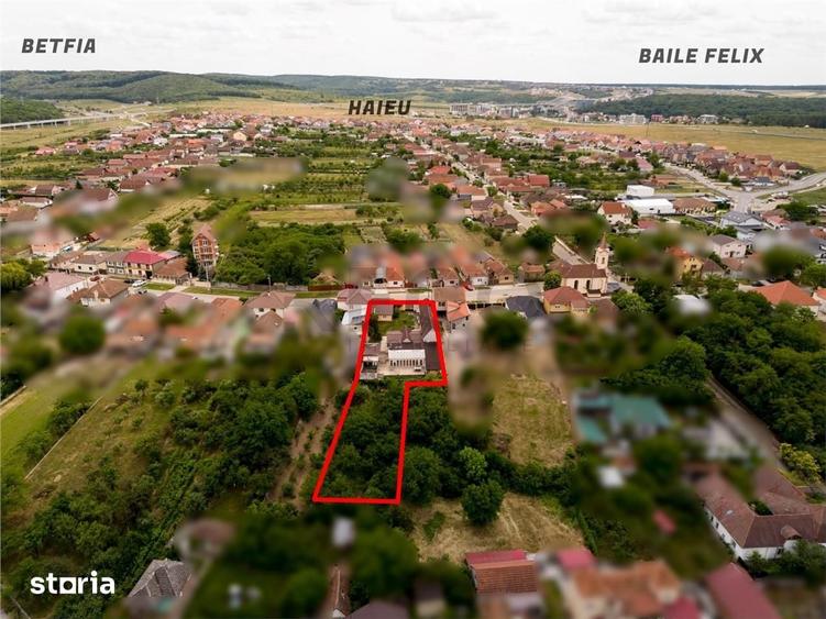 Casă cu 6 camere cu Teren 1397 Mp în Sânmartin