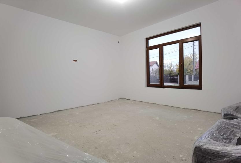 Casă cu 4 camere în Cocorăștii Mislii