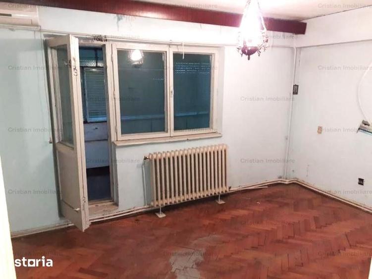 Apartament cu 4 camere decomandat în Obor