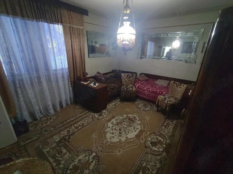 Apartament cu 2 camere decomandat în Elisabetin