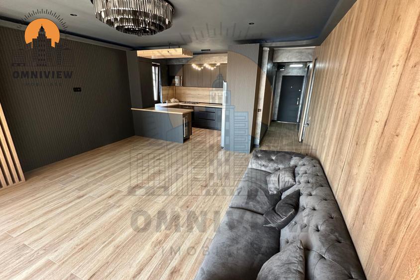 Apartament cu 4 camere decomandat în Tractorul