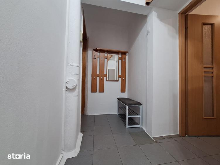 Apartament cu 2 camere nedecomandat în Girocului