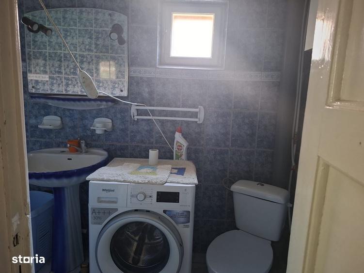 Casă cu 4 camere în Eroilor