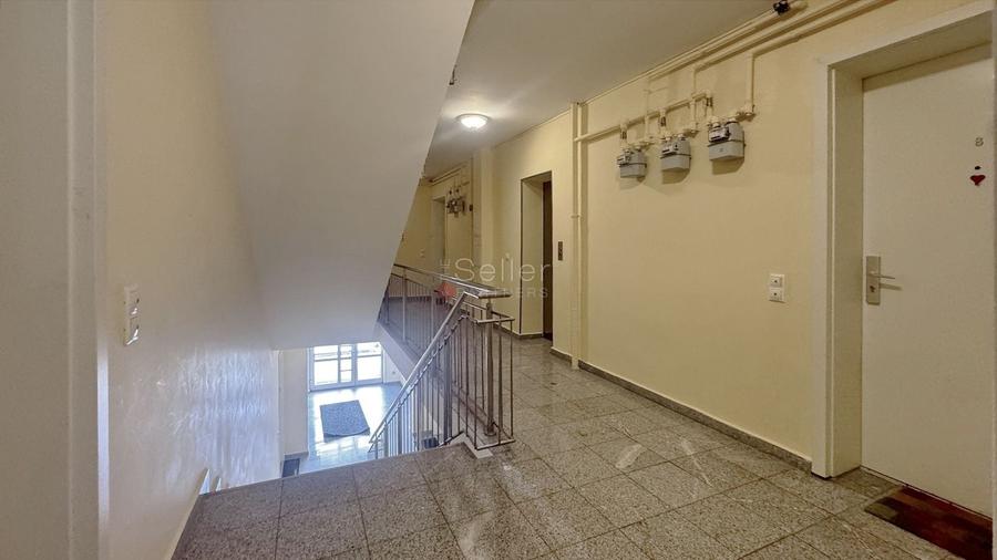 Apartament cu 3 camere decomandat în Avantgarden