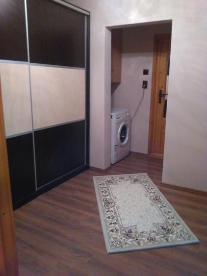 Apartament cu 2 camere decomandat în Școlilor