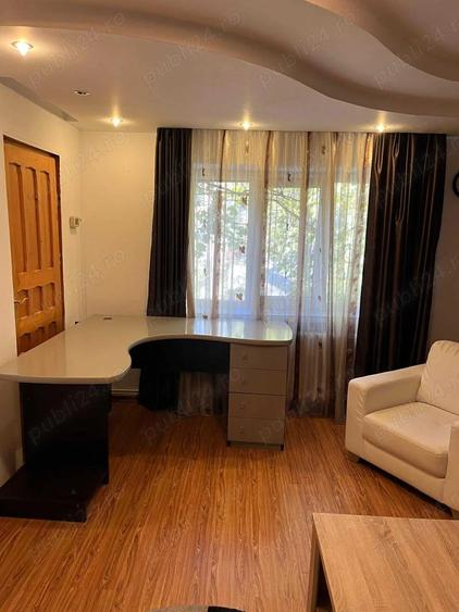 Apartament cu 3 camere decomandat în Cug