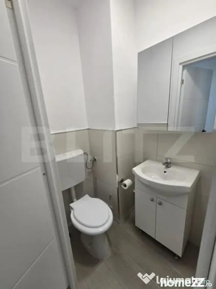 Apartament cu 3 camere decomandat în Sud