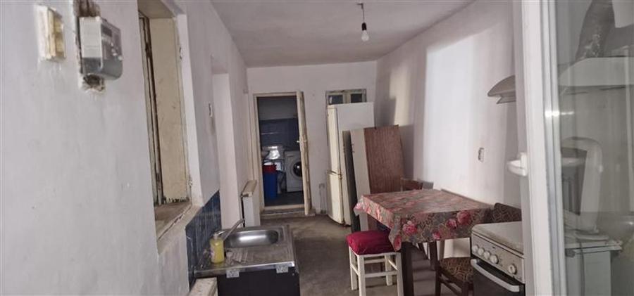 Duplex cu 2 camere cu Canalizare în Central