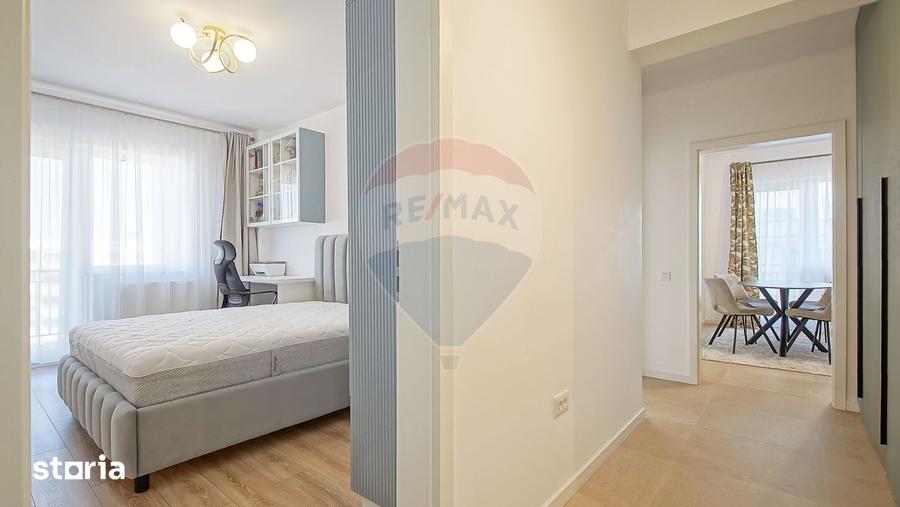 Apartament cu 3 camere, mobilat în Tractorul