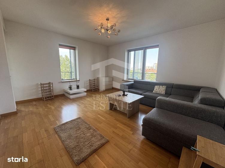 Apartament cu 3 camere în Splaiul Unirii
