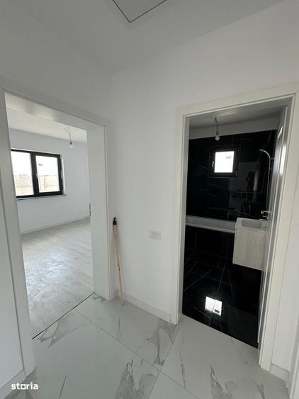 Casă cu 4 camere cu Teren 400 Mp în Clinceni