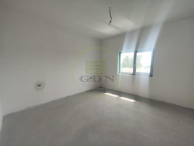 Casă individuală cu 4 camere cu Teren 390 Mp în Malu Mare