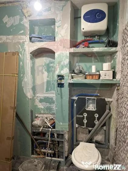 Apartament cu 2 camere semidecomandat în Săvinești