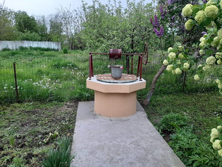 Casă cu 4 camere în Prisăcani