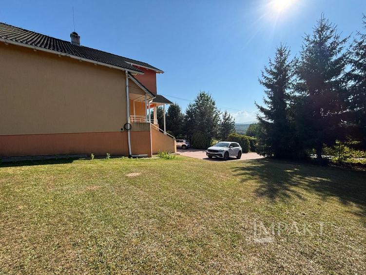 Casă individuală cu 5 camere cu Canalizare în Făget