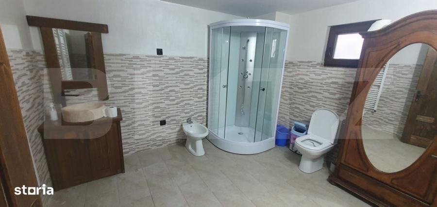 Casă cu 4 camere în Tuțulești