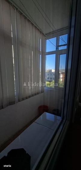 Apartament cu 3 camere în Alexandru cel Bun